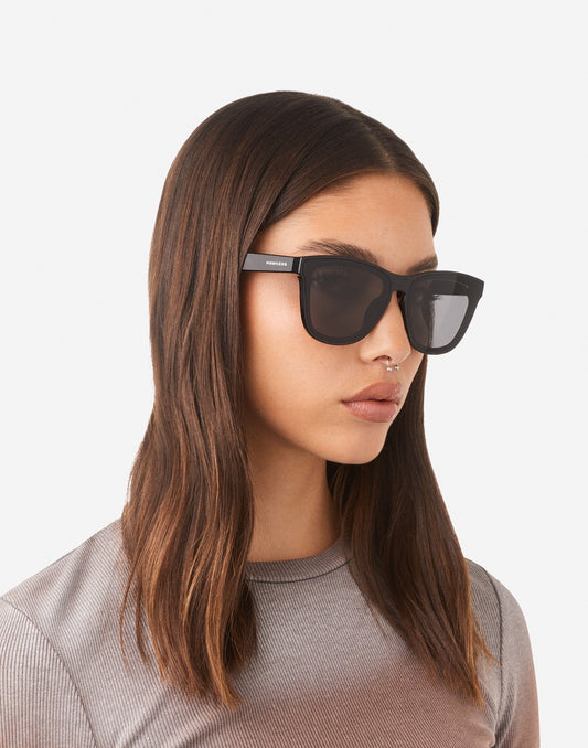 Gafas de Sol Hawkers Downtown Max Black Dark para mujer