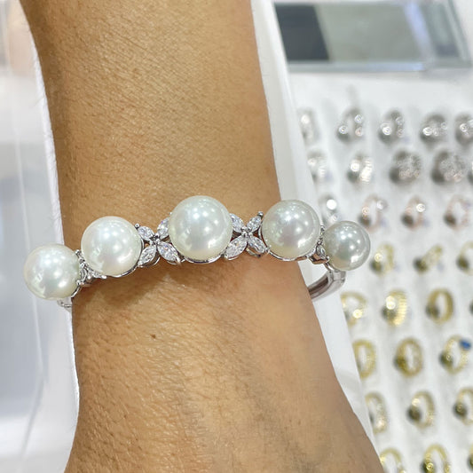 Pulsera semi-rígida de plata con perlas y circonitas MAJORICA para mujer